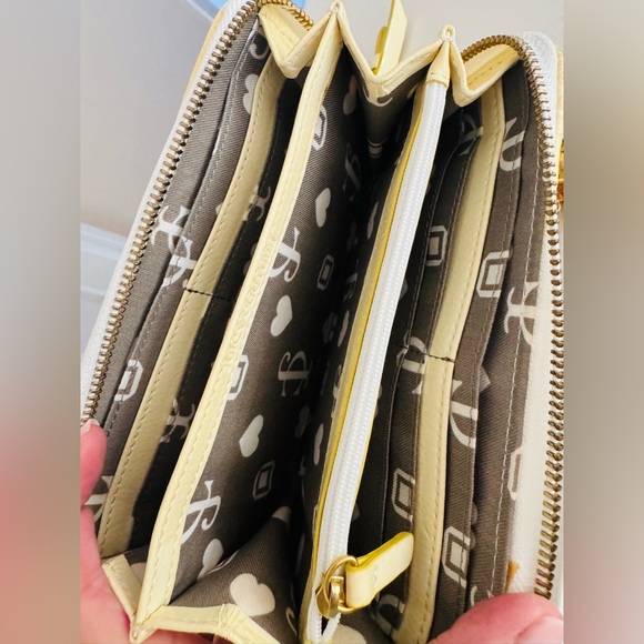 Juicy Couture Vintage Daydream Bag and Wallet - Picture 12 of 16